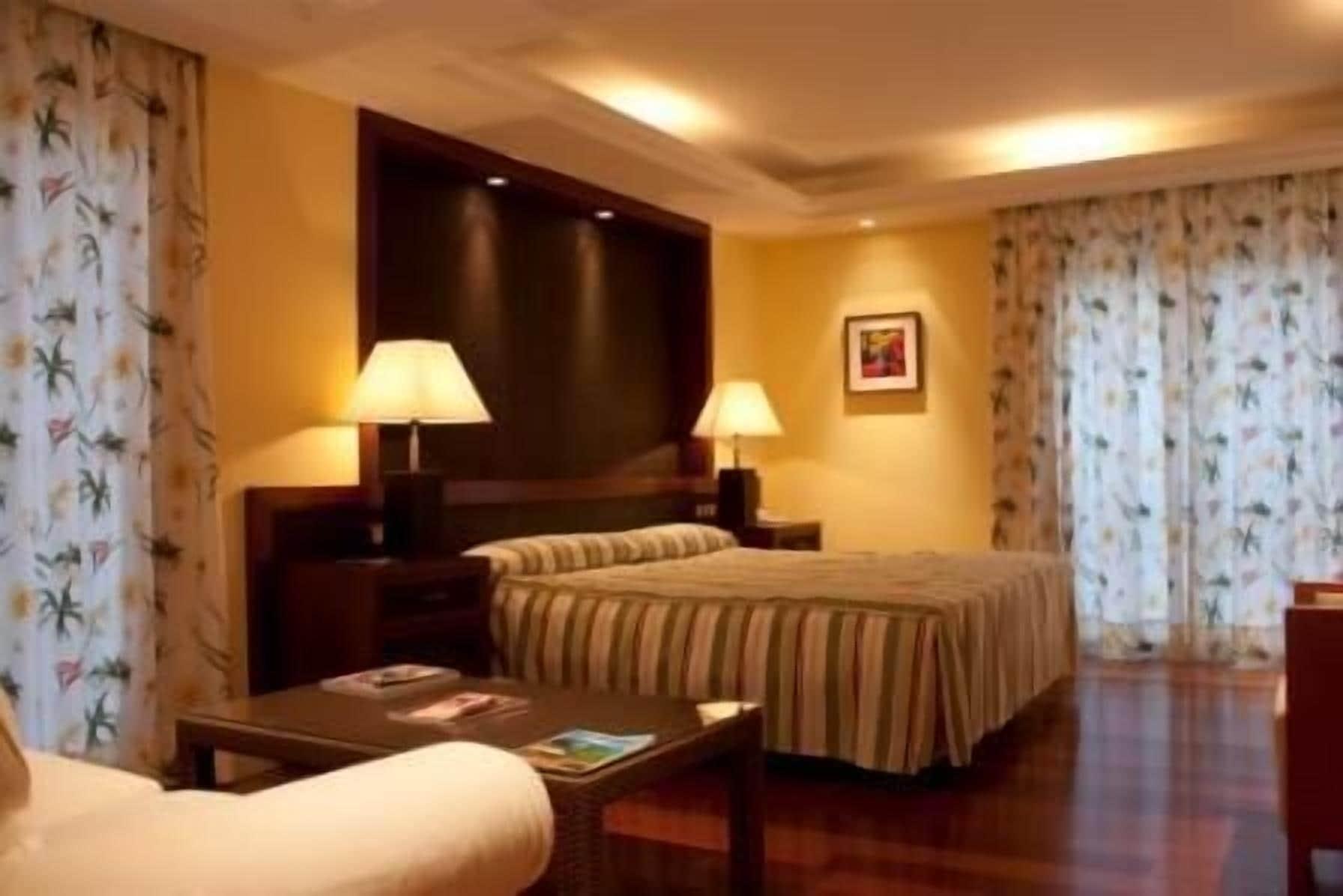 Hotel Mr Les Rotes Denia Eksteriør bilde